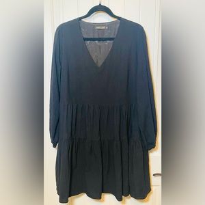 Fancyinn Black 3/4 length sleeves dress in size Extra Large; With Pockets